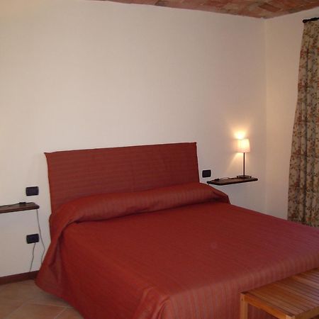 B&B Cascina Gaione Via Gallina,18B 12052 Neive Cn Rom bilde