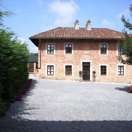 B&B Cascina Gaione Via Gallina,18B 12052 Neive Cn Eksteriør bilde